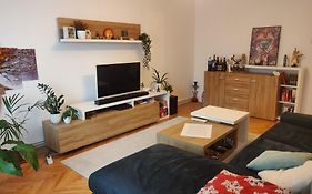 Home Sweet Home -Central & Cozy